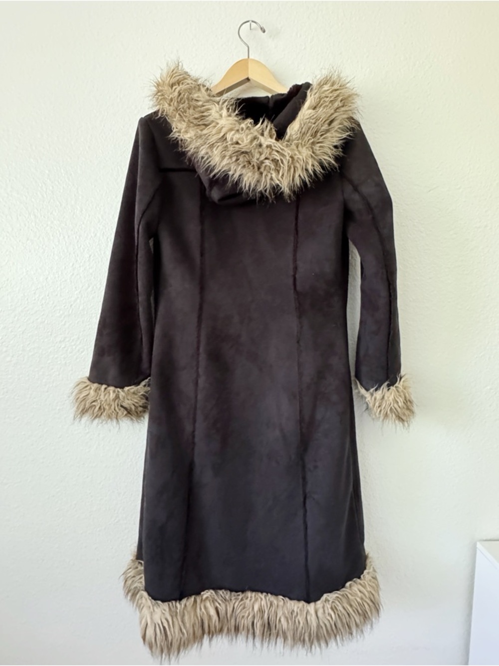 Vintage BEBE Suede Black Penny Lane Long Coat with Beige Faux-Fur Trim SZ XS - Picture 2 of 7